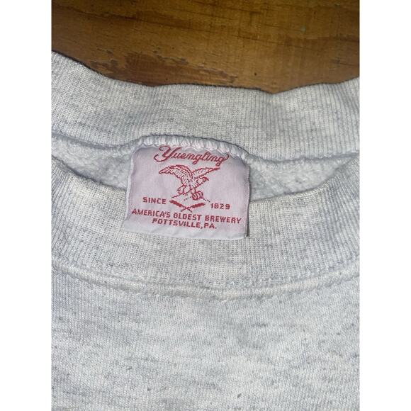 Vintage Yuengling Americas Oldest Brewery Beer Sweatshirt USA Made Men's L 90s - Picture 3 of 7